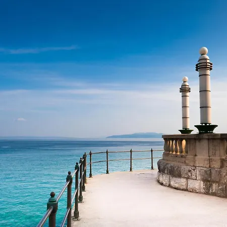 アパート Nautico With Swimming Pool