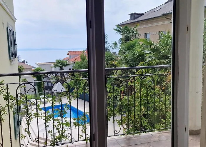 Nautico With Swimming Pool * Opatija