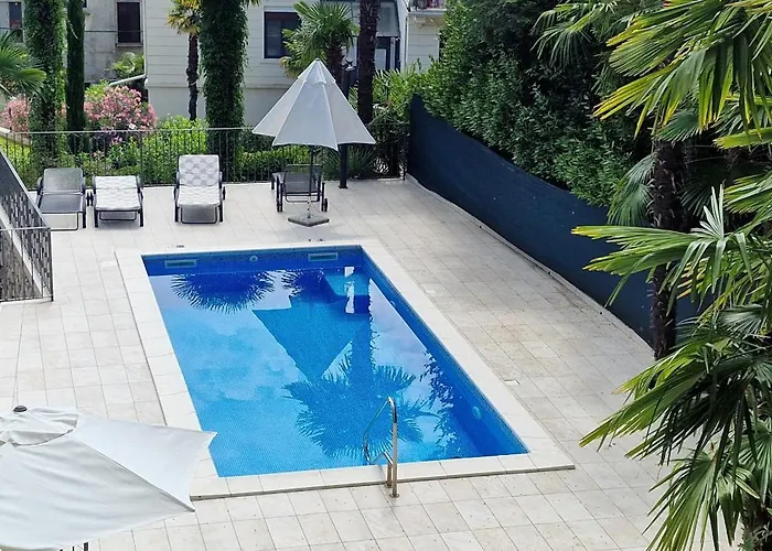 Nautico With Swimming Pool * Opatija